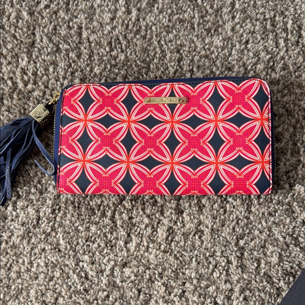 Stella & Dot pink and Blue Floral zippered zippy Wallet NEW!